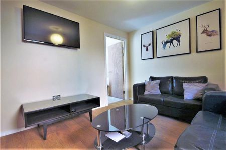 5 bedroom apartment to rent - Photo 2