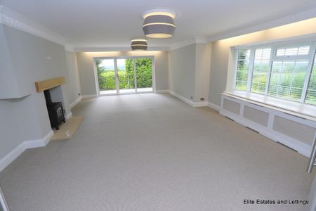 3 bedroom detached bungalow to rent - Photo 5