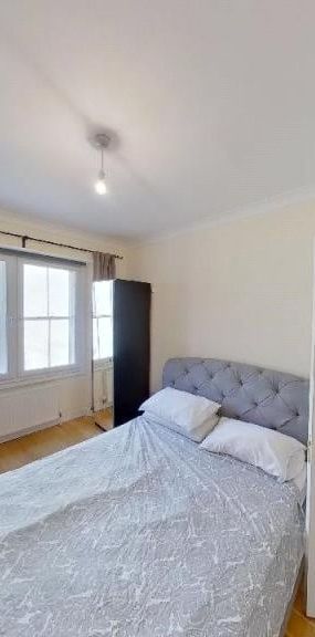 Room in a Shared Flat, Edinburgh, EH2 - Photo 1