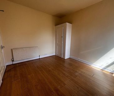 Room in a Shared House, Margery Park Road, E7 - Photo 5