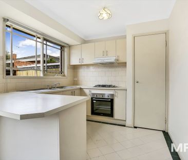 2/30 Highclere Avenue, Mount Waverley - Photo 5