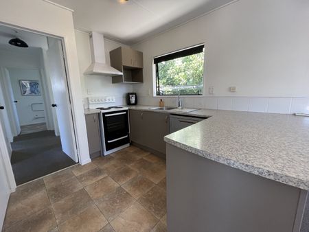 Bedford Road, Marewa - Photo 4