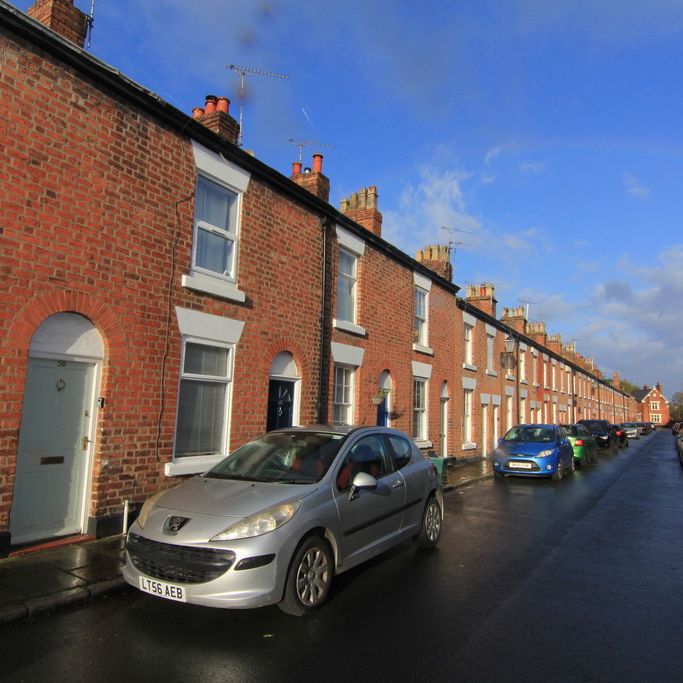 2 Bedroom Mid Terraced House, Chester - Photo 1