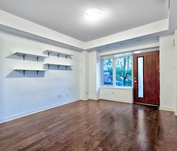 For Lease - 13 Oak Street, Toronto, Ontario - Photo 2