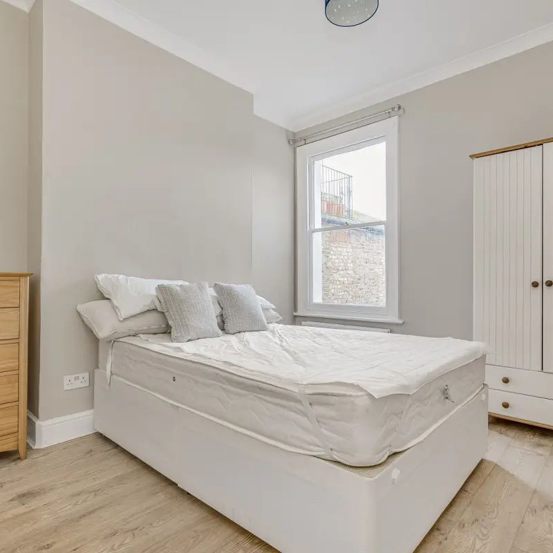 3 bedroom maisonette in Fulham - Photo 1