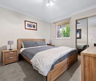 Spacious Family Home in Glen Alpine - Photo 2