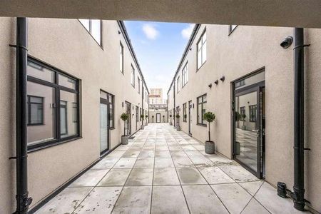 Old Shoreham Road, Hove, BN3 - Photo 5