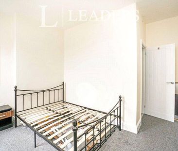 6 bedroom semi-detached house to rent - Photo 4