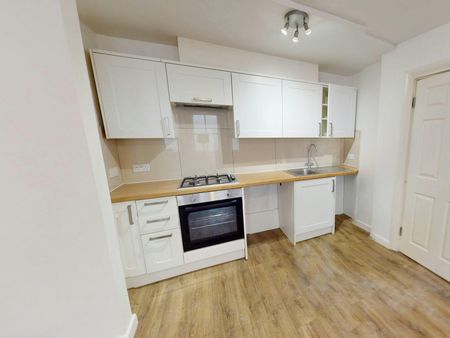 Flat to rent on - Photo 5