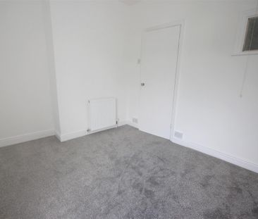 3 Bedroom House - Terraced To Let - Photo 1