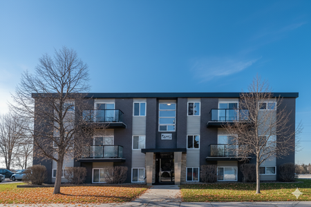 Exhibition - 2 Bedroom Condo - 2106 St. Cecilia Ave - Photo 2