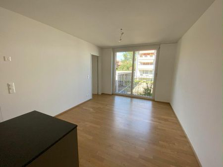 Lichtdurchflutete 3.5-Zimmerwohnung in Busswil - Foto 2