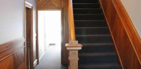 Modern Furnished Studio Room - Photo 2