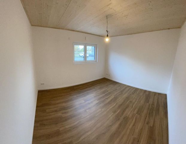 Grosszügige, exklusive 4,5-Zimmer-Wohnung mit Garten und Terrasse - Photo 1