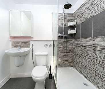 Apartment to rent in Dublin, Finglas - Photo 5