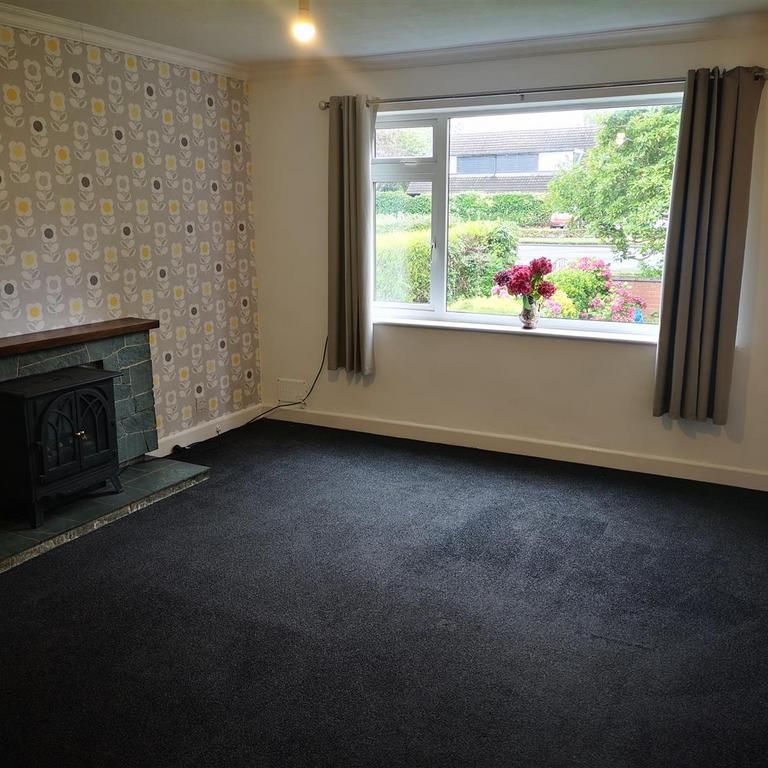 2 bedroom bungalow to rent - Photo 1