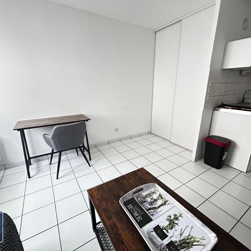Location Appartement 1 pièce 20m² LE HAVRE 76600 - Photo 1