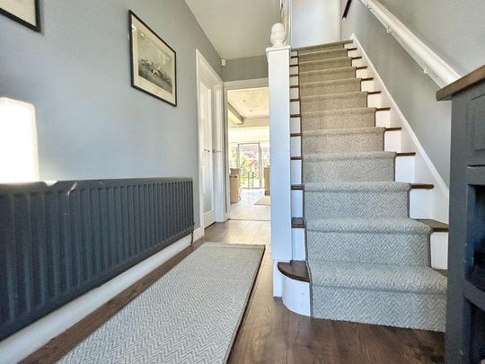 3 bedroom semi-detached house to rent - Photo 1