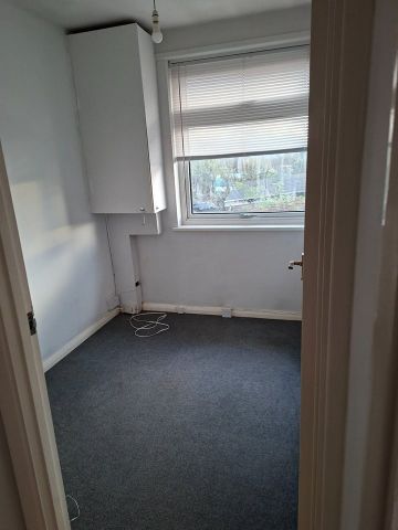 3 Bed Terraced House, Norfolk Ave, N13 - Photo 5