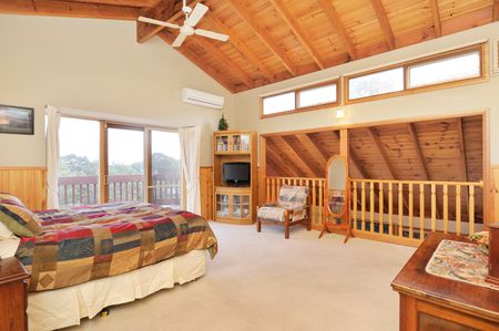 3 Sandra Street, Bulleen VIC 3105 - House For Rent | Domain - Photo 3