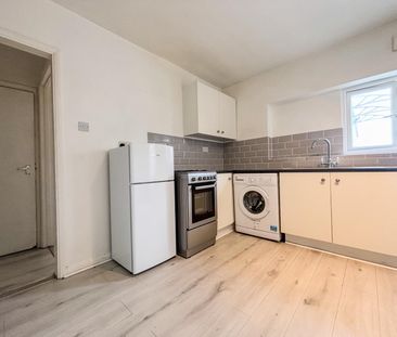 1 Bedroom Flat To Let - HP11 - Photo 5