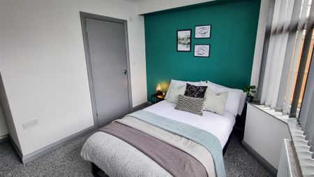 1 bedroom in a house share to rent - Photo 3