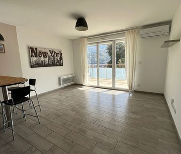 Appartement à louer 2 pièces • Carros - Photo 2