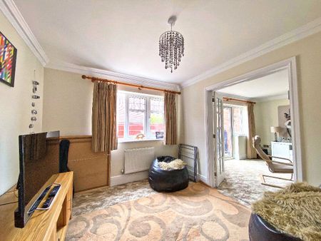 Turstin Drive, Fleet, Hampshire, GU51 - Photo 3