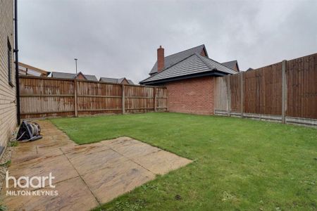3 bedroom detached house to rent - Photo 2
