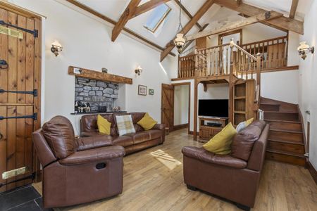 3 bedroom cottage to rent - Photo 2