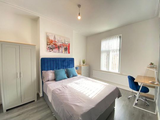 5 bedroom house to rent - Photo 1