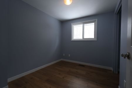 For Lease - 82 Steffler Drive, Guelph, Ontario - Photo 2