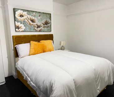 Room in a Shared House, Stoney Lane, B25 - Photo 4