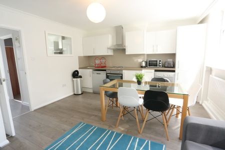 Morant Street – Room 2 - Photo 5