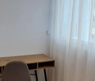 Piso de alquiler en Avenida Duque de Ahumada, 5-11, Playa Bajadilla... - Photo 5