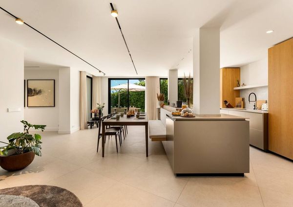 5 bedroom luxury Villa for rent in Los Monteros, Spain