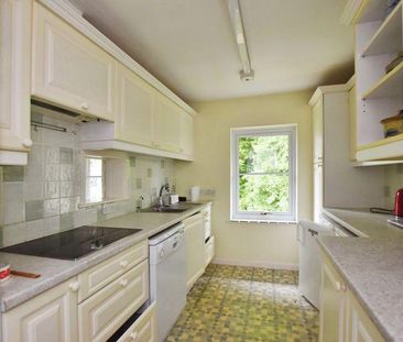 2 bedroom retirement property to rent - Photo 4