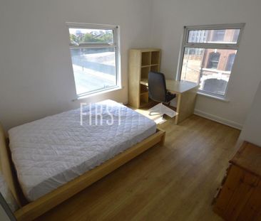 4 bedroom flat to rent - Photo 4