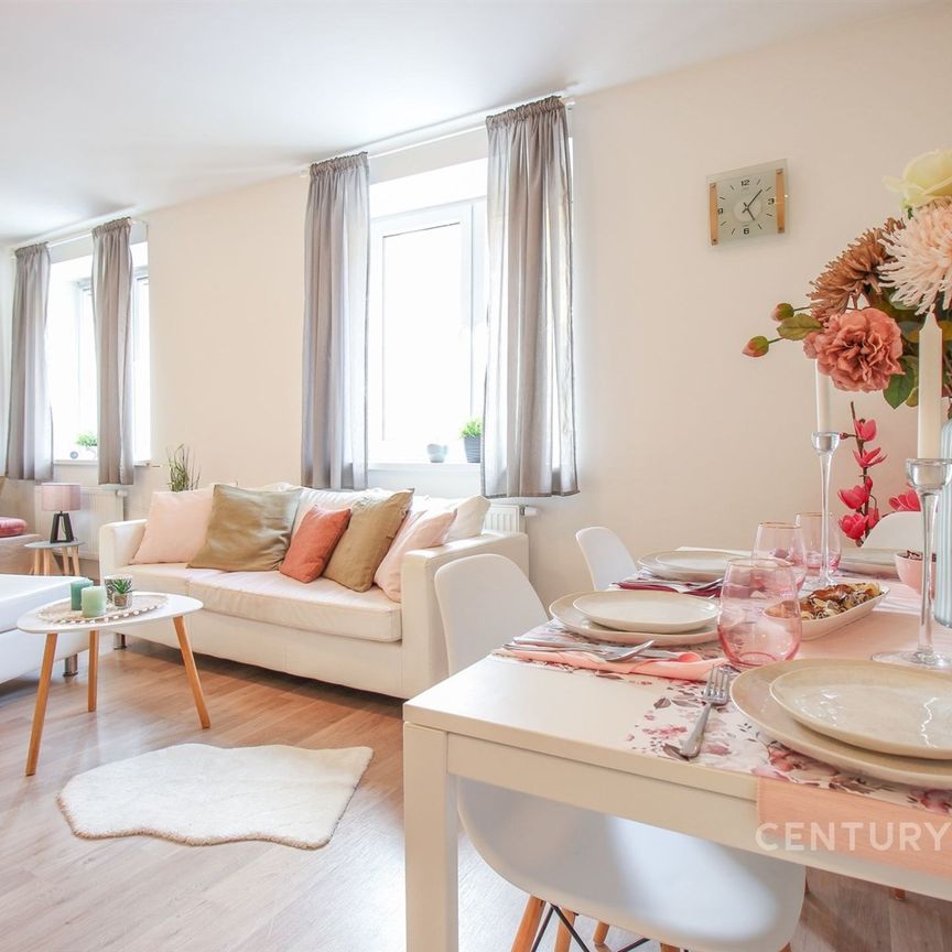 Pronájem bytu 1+kk a garsoniéry 36 m² - Photo 1