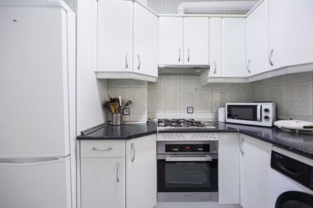 Calle de Palos de la Frontera, Madrid, Community of Madrid 28045 - Photo 4