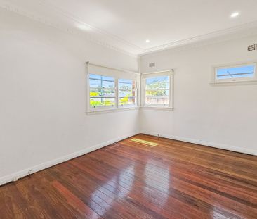 8 Lake Street, North Parramatta. - Photo 1