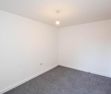 2 bed Apartment for Rent - Photo 3