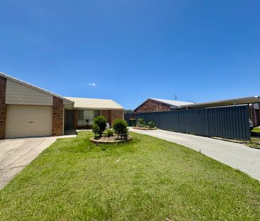 NEWLY RENOVATED - NEW KITCHEN - FRESH PAINT - NEW CARPET - Photo 6