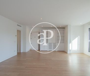 Penthouse for rent in Príncipe de Vergara - Photo 1