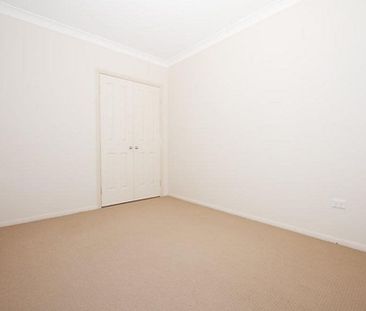Conveniently Located 3-Bedroom Home – Walk to Westridge Shopping Ce... - Photo 4