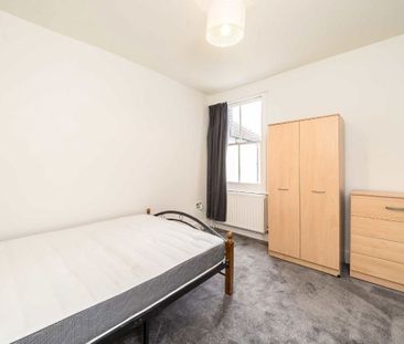 Lewin Road, SW16 6JX, London - Photo 6