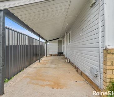 4B Daley Place, Fairfield West, NSW 2165 - Photo 2