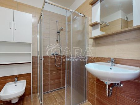 Pronájem bytu 2+kk 51 m2 - Fotografie 5