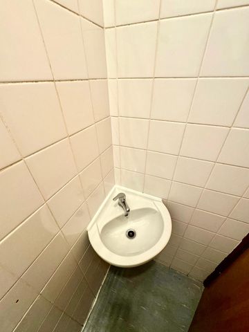 Holloway Road, Islington, London, N7 - Photo 2