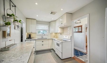 For Lease - 16 Reach Street Unit# Upper, Uxbridge, Ontario - Photo 4